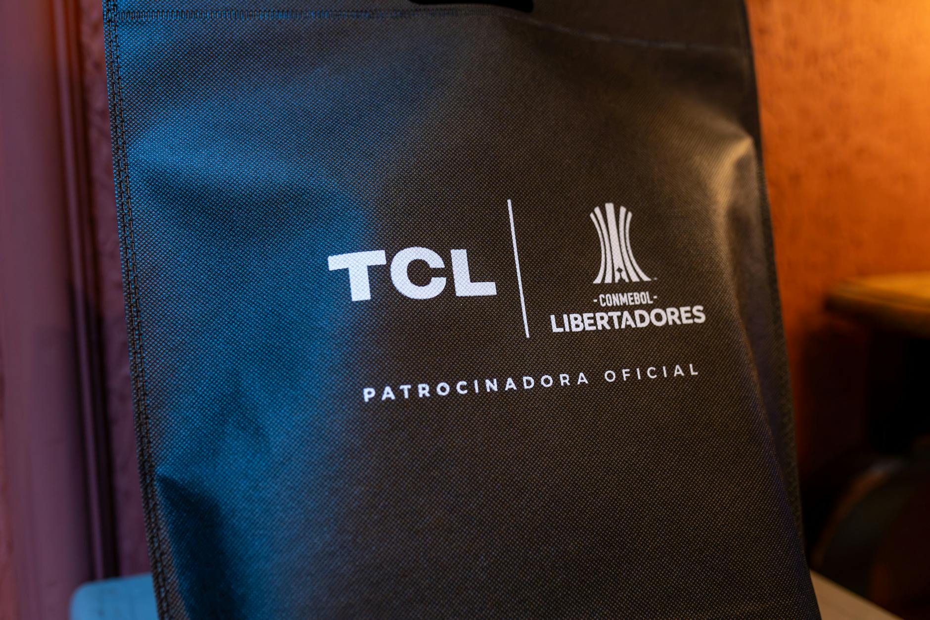 Why You Need a Professional Logo for Your Side Hustle